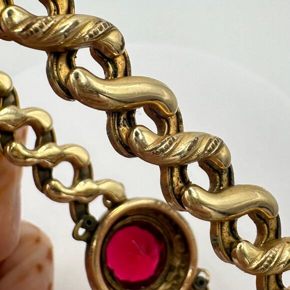 DFB Co. Carmen antique gold filled red glass sweetheart expansion bracelet - Picture 9 of 10